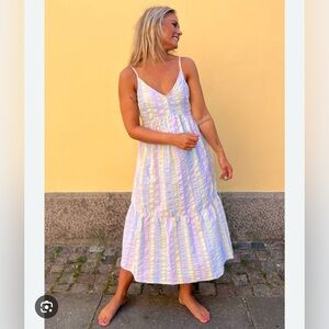 Pieces pastel seersucker stripe midi sundress Medium blue floral